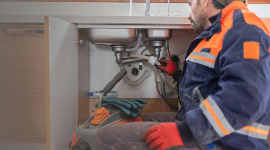 Local annual plumbing maintenance in King City, MO